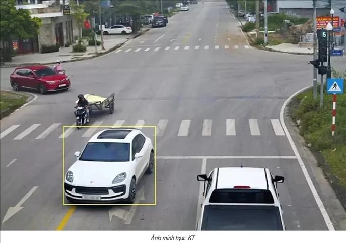 loi-o-to-de-vach-lien-mau-vang 2026.jpg